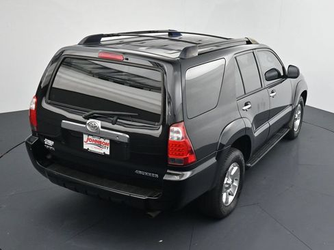 Used 2008 Toyota 4Runner SR5 AWD/4WD image 28