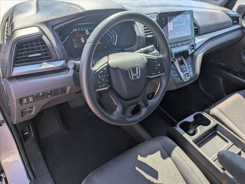 Used 2019 Honda Odyssey EX image 10