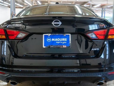 Certified 2025 Nissan Altima 2.5 SR image 7