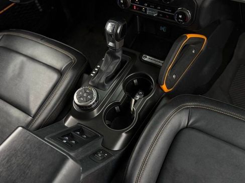 Used 2023 Ford Bronco Badlands w/ Sasquatch Package image 28