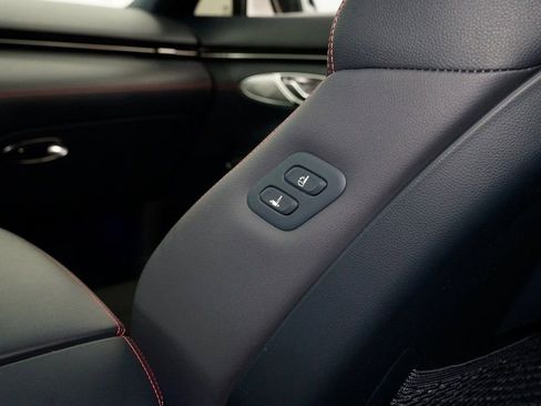 Used 2024 Genesis GV70 3.5T Sport image 25