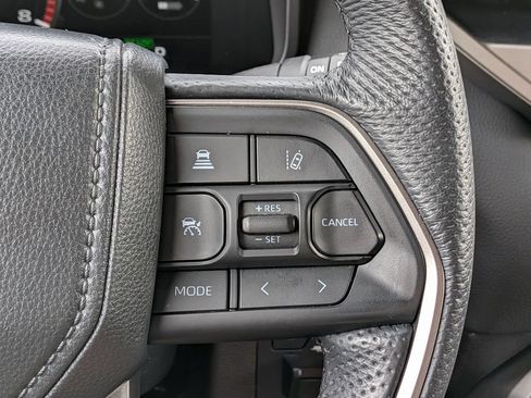 Used 2025 Toyota Sequoia Limited AWD/4WD image 23