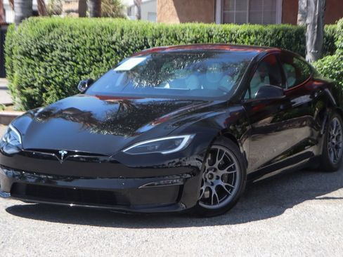 Used 2023 Tesla Model S Standard Range AWD/4WD image 4