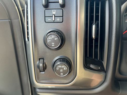 Used 2015 Chevrolet Silverado 1500 LT w/ LT Convenience Package image 28