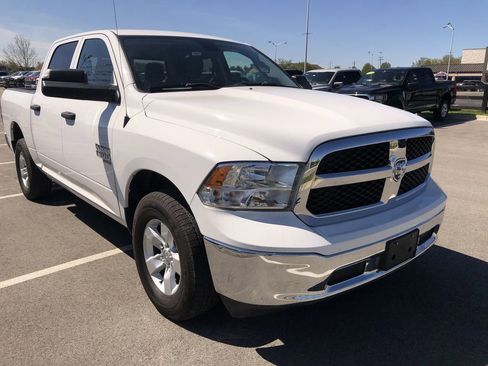 Used 2023 RAM 1500 Classic SLT w/ Trailer & Traction Group AWD/4WD image 15