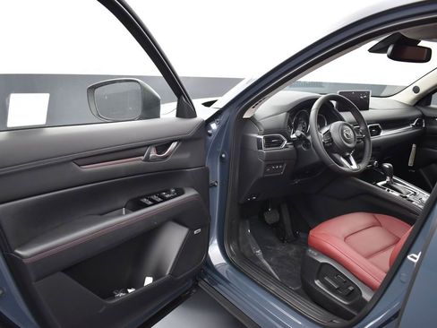 Used 2025 MAZDA CX-5 Carbon Edition image 8