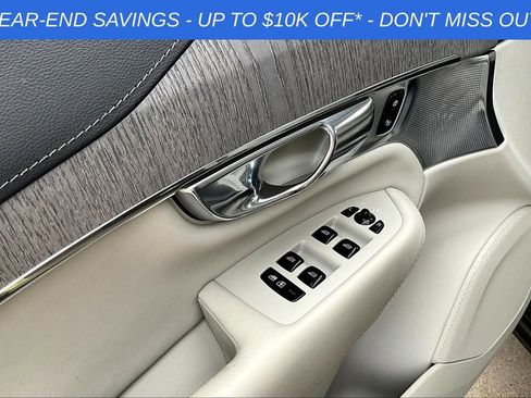 Used 2025 Volvo XC90 B6 Ultra w/ Protection Package Premier image 30