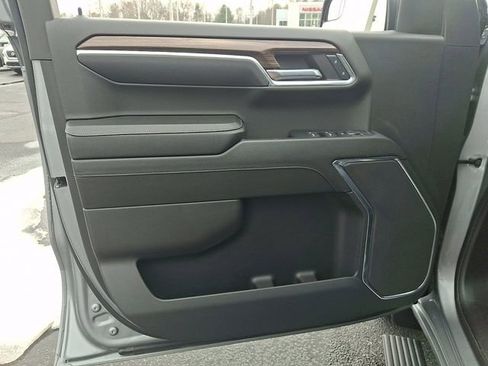 Used 2024 Chevrolet Silverado 1500 LT image 16