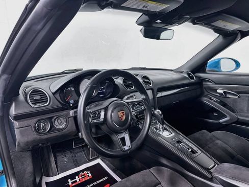 Used 2018 Porsche 718 Boxster GTS w/ GTS Interior Package RWD image 10
