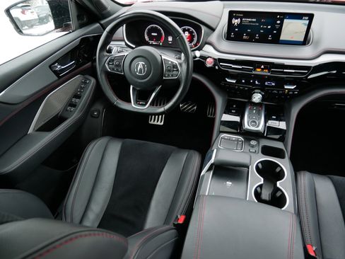 Used 2023 Acura MDX A-Spec image 9