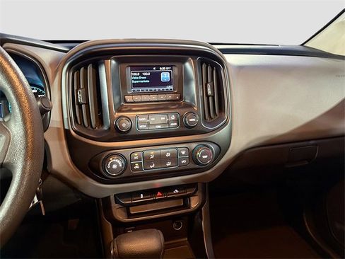 Used 2017 Chevrolet Colorado W/T image 18