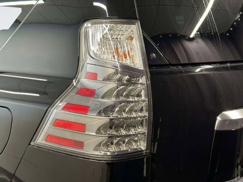 Used 2021 Lexus GX 460 Premium w/ Premium Package AWD/4WD image 9