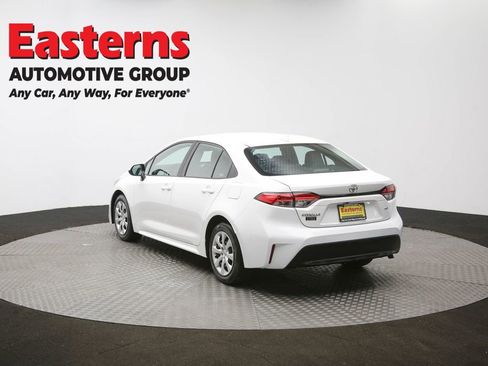 Used 2024 Toyota Corolla LE image 60