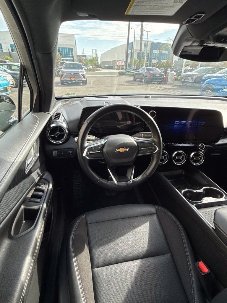 Used 2024 Chevrolet Blazer EV LT AWD/4WD image 32