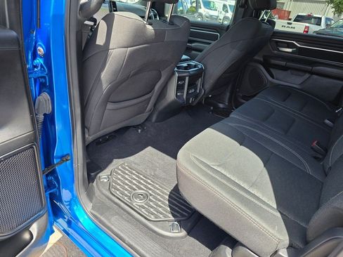 Used 2025 RAM 1500 Big Horn AWD/4WD image 33