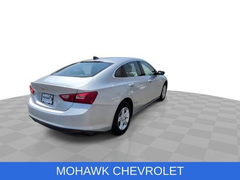 Used 2022 Chevrolet Malibu LS FWD image 9