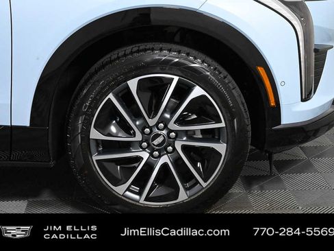 New 2026 Cadillac Optiq Sport 1 image 39