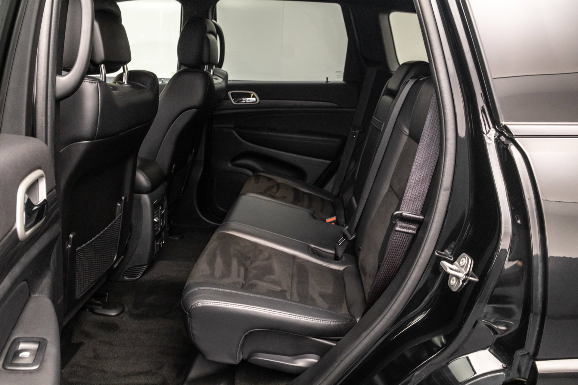 Used 2022 Jeep Grand Cherokee Laredo X AWD/4WD image 33