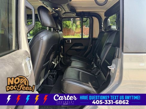Used 2020 Jeep Gladiator Overland w/ LED Lighting Group AWD/4WD image 27