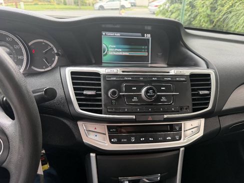 Used 2014 Honda Accord LX image 9
