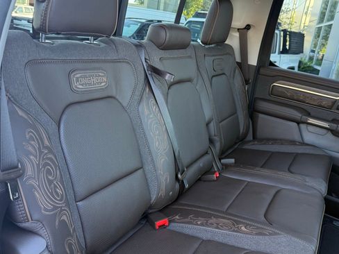 Used 2025 RAM 1500 Limited w/ Bed Utility Group image 32