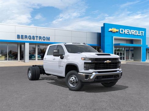 New 2025 Chevrolet Silverado 3500 W/T w/ WT Convenience Package image 1