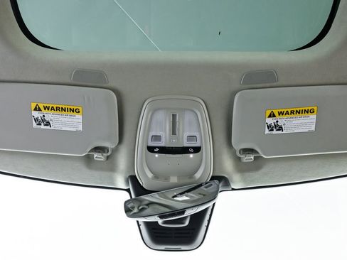 Certified 2024 Volvo XC90 T8 Ultimate w/ Lounge Package image 21