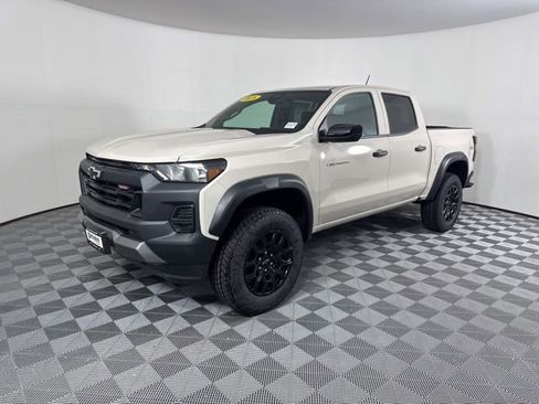 New 2026 Chevrolet Colorado Trail Boss AWD/4WD image 7
