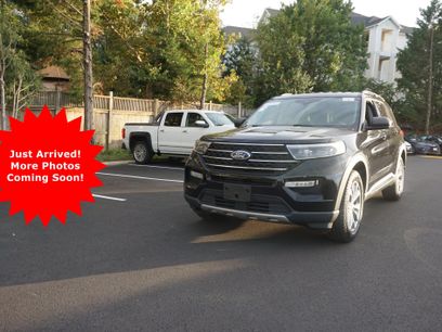 Used 2022 Ford Explorer XLT w/ Equipment Group 202A