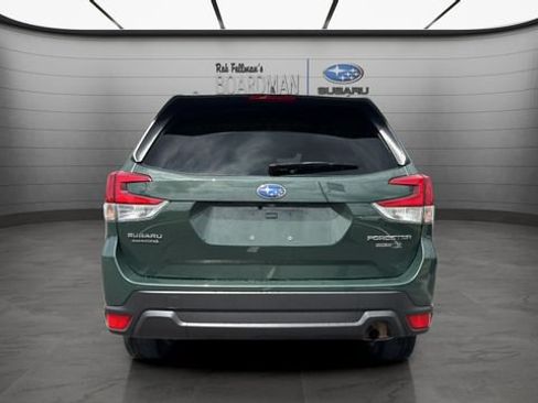 Used 2024 Subaru Forester Premium AWD/4WD image 6