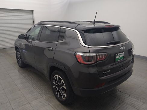 Used 2022 Jeep Compass Limited AWD/4WD image 5