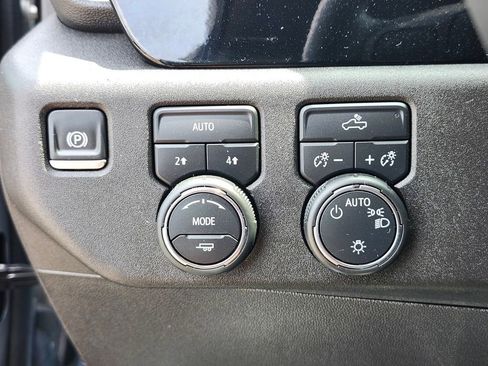 Used 2024 Chevrolet Silverado 1500 LT AWD/4WD image 21