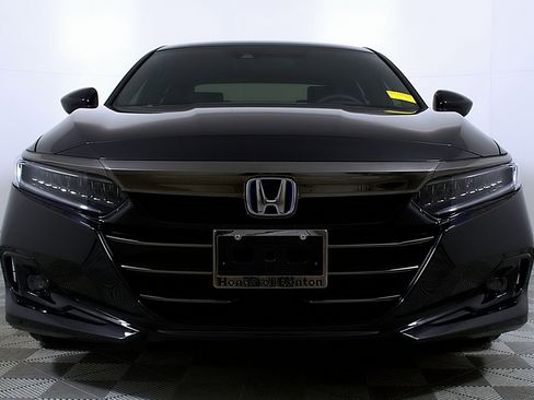Used 2022 Honda Accord Sport image 5