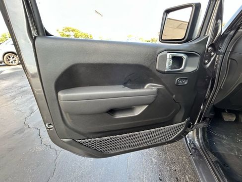 New 2026 Jeep Gladiator Sport AWD/4WD image 39