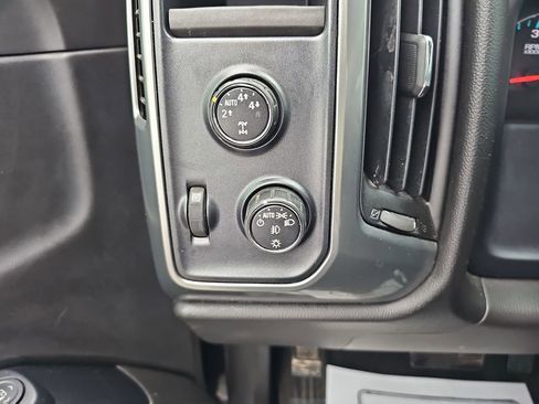 Used 2015 Chevrolet Silverado 1500 LT w/ All Star Edition AWD/4WD image 31