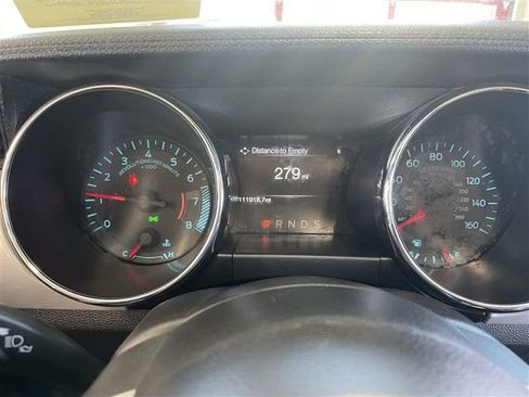 Used 2017 Ford Mustang Premium image 10