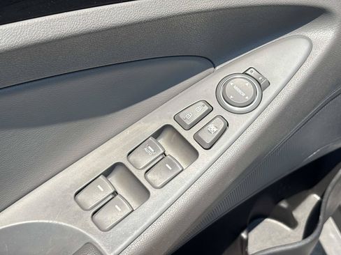 Used 2013 Hyundai Sonata GLS w/ Popular Equipment Pkg FWD image 13
