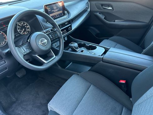 Used 2023 Nissan Rogue SV FWD image 9