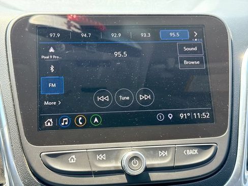Used 2019 Chevrolet Equinox LT AWD/4WD image 16