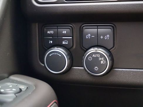 Used 2021 Chevrolet Tahoe RST image 26