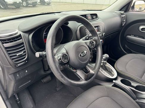 Used 2014 Kia Soul + image 21