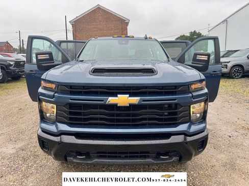 Used 2024 Chevrolet Silverado 2500 Custom w/ Custom Value Package AWD/4WD image 28