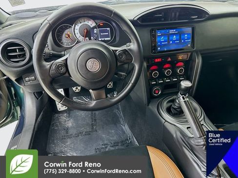 Used 2020 Toyota 86 image 25