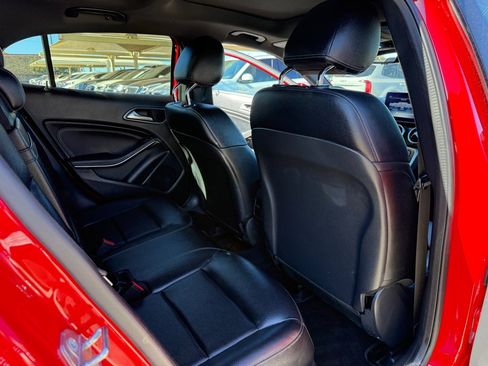 Used 2020 Mercedes-Benz GLA 250 4MATIC w/ AMG Line Exterior image 18