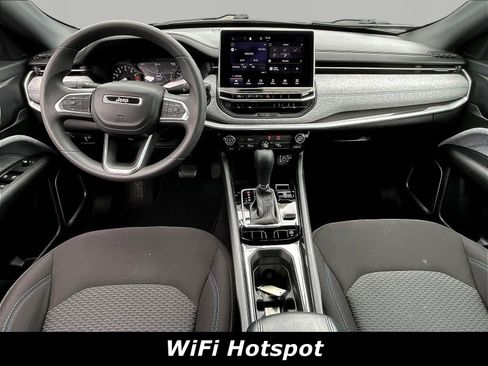 Used 2023 Jeep Compass Sport AWD/4WD image 7