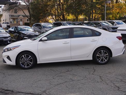 Used 2023 Kia Forte LXS image 15