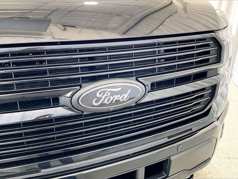Used 2025 Ford F150 Platinum AWD/4WD image 7
