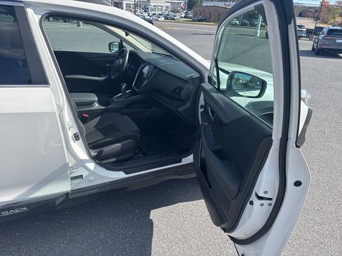 Certified 2025 Subaru Outback Premium image 22