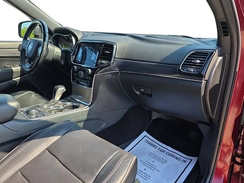 Used 2020 Jeep Grand Cherokee Overland AWD/4WD image 20