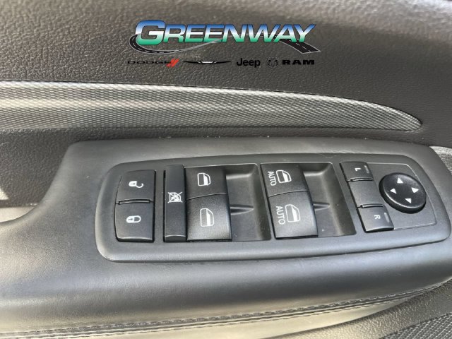 Used 2020 Dodge Durango R/T w/ Technology Group AWD/4WD image 17